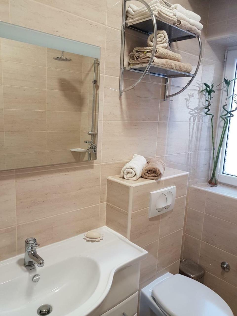 Apartman Natalia Tivat Exteriér fotografie