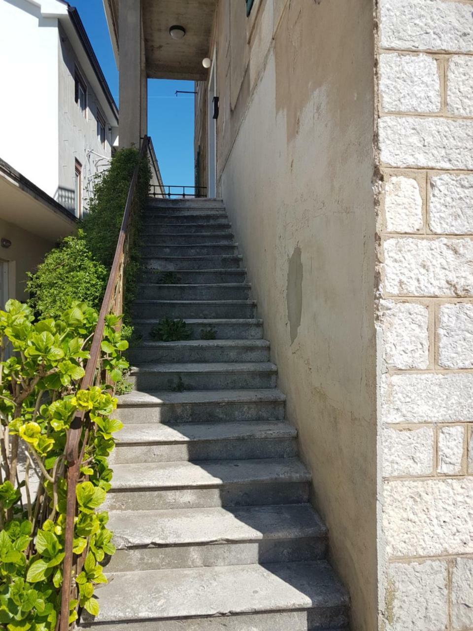 Apartman Natalia Tivat Exteriér fotografie